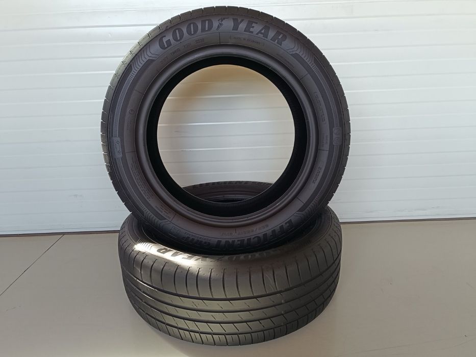 2бр летни гуми 225/55/17/97W/Goodyear efficient grip/dot2220/5.7мм гра