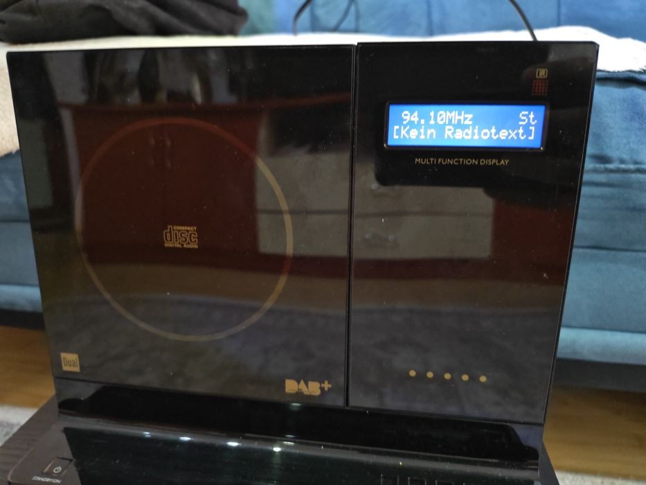 Radio CD  DUAL. DAB+