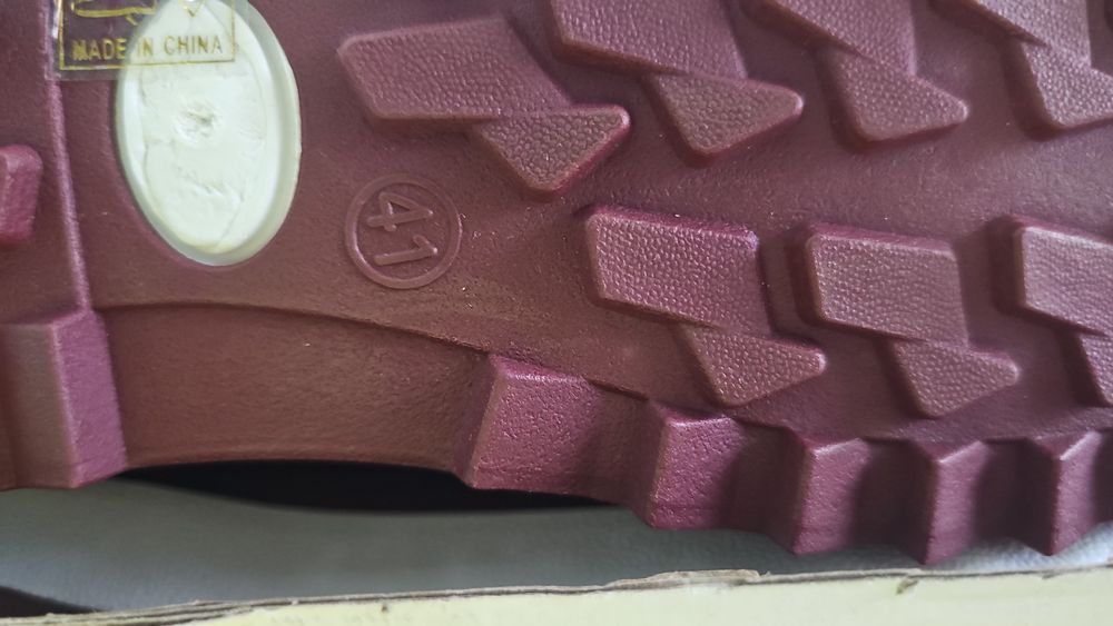 Топли зимни боти