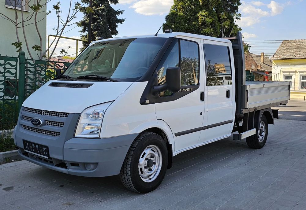 Ford TRANSIT 125T350 / 4X4 / 2013 / 2.2TDCi / Climă