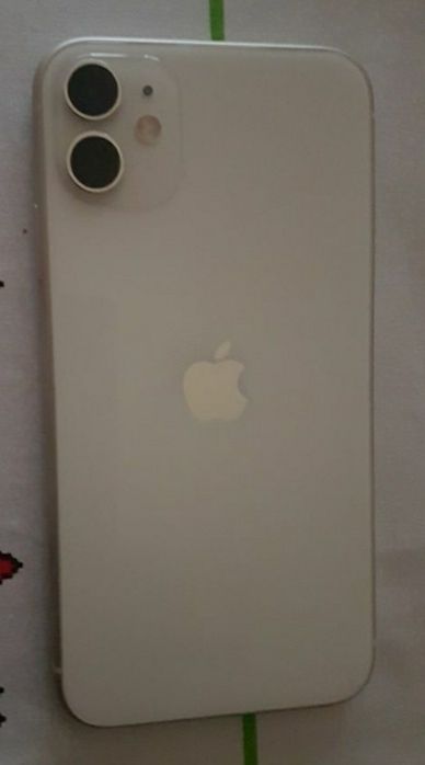 iPhone 11 Impecabil Nou
Arată 10/10 !! 
Funcționează ireproș