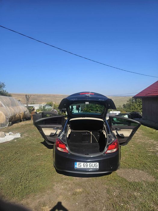 Opel Insignia Hatchback
