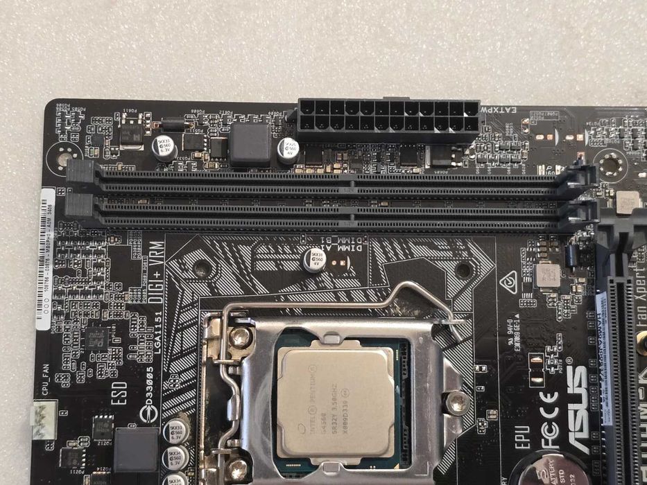 Placa de baza ASUS H110M-K, Socket 1151 + Procesor Intel G4560