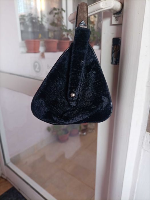 Малка дамска чанта