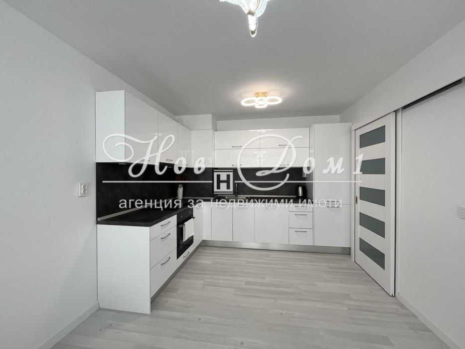 Дава се под наем Двустаен апартамент в Варна, Младост 2 - 65 кв.м за 510 € - Снимка #2