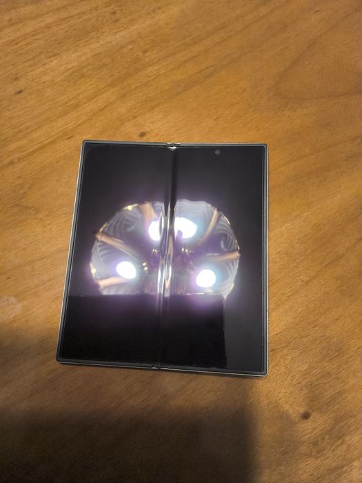Samsung Z Fold 6