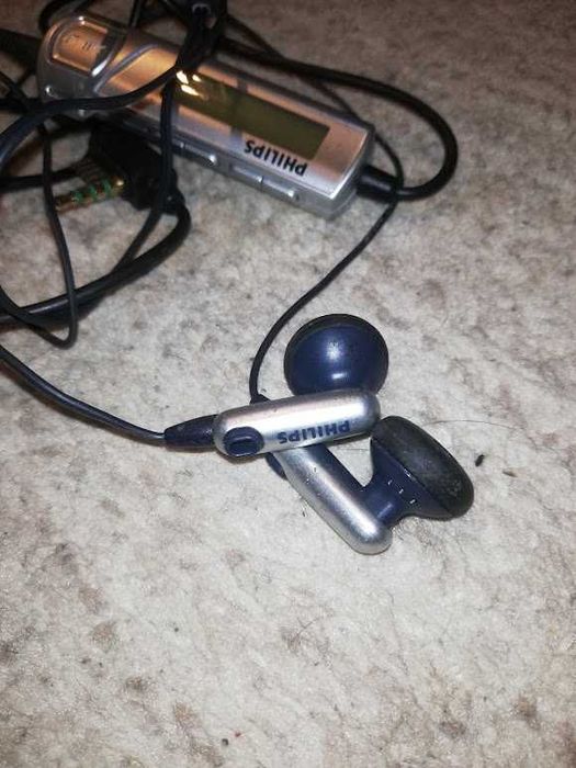 Vand telecomanda philips walkman,minidisc