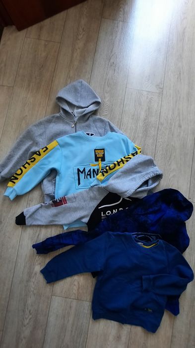 Продам детские вещи