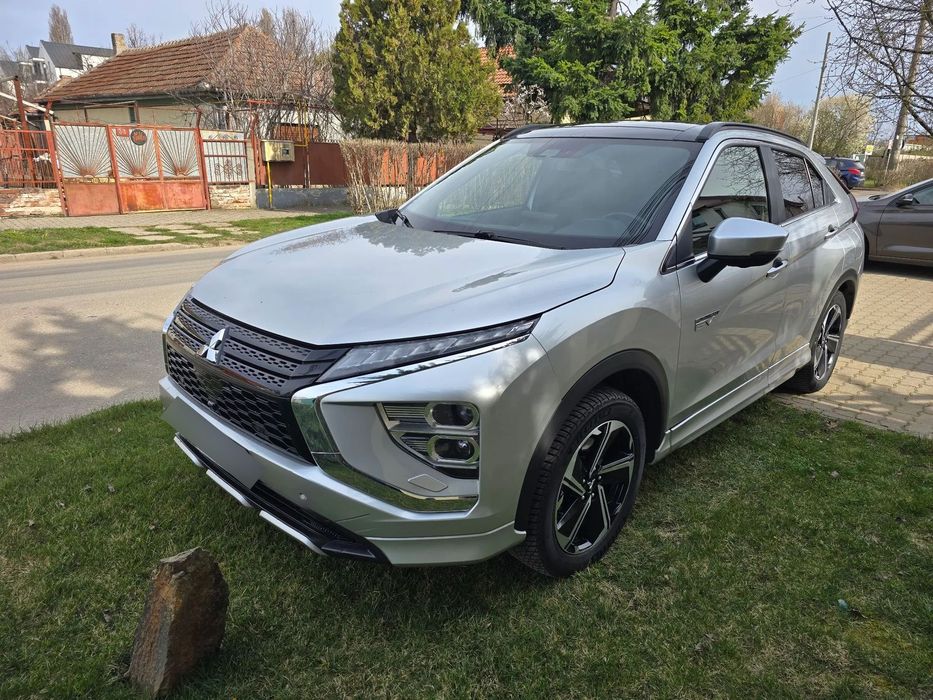 Mitsubishi Eclipse-Cross Primul proprietar,reviziile efectuate la reprezentant,stare execelenta