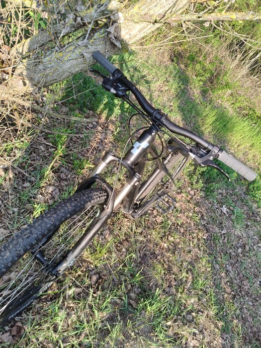 Bicicleta cube mtb geometrie moderna (Negociabil)