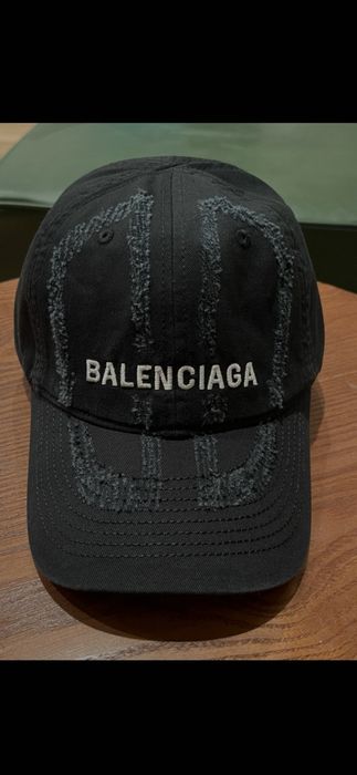 Șapcă Balen*iaga, model 2026, 8 modele, preț fix, 10 ron prin posta ro