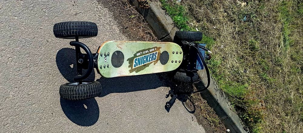 Skateboard electric