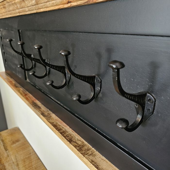 TV шкаф,антре,коридор и закачалка от 100% масивно мангово дърво
Закача