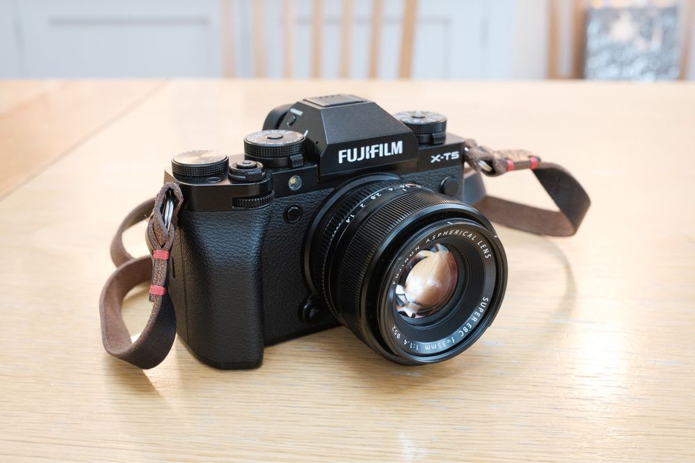 Fujifilm XF 35mm 1.4 R