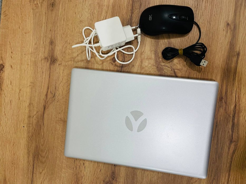 YAMI 12озу SSD 256GB+мышка