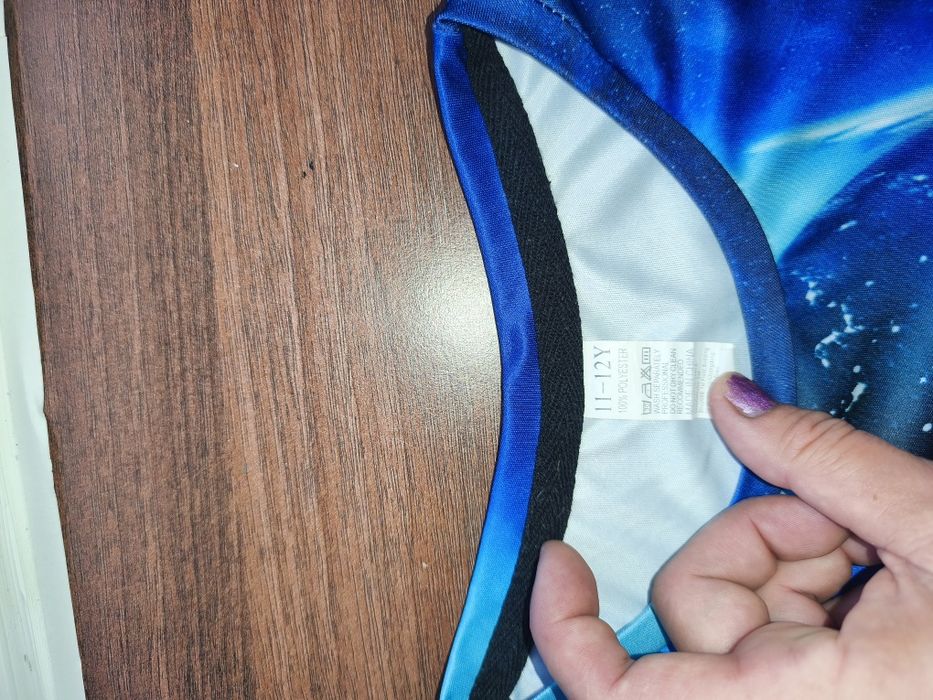Vand tricou fotbal, messi, ronaldo, 11-12 ani, in stare f buna