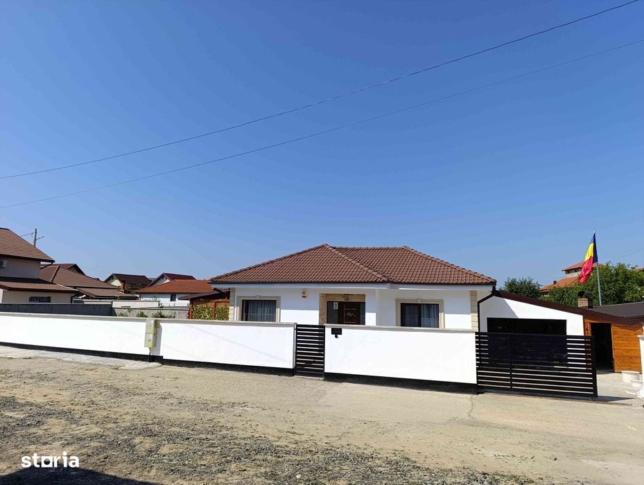 Casă modernă, mobilată, garaj + terasă BBQ, stradă privată – Mocira