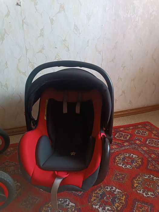 Продам детскую коляску