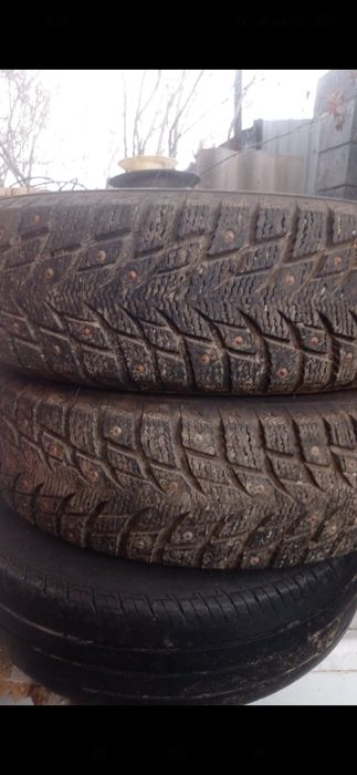 Зимние шины шипованные!