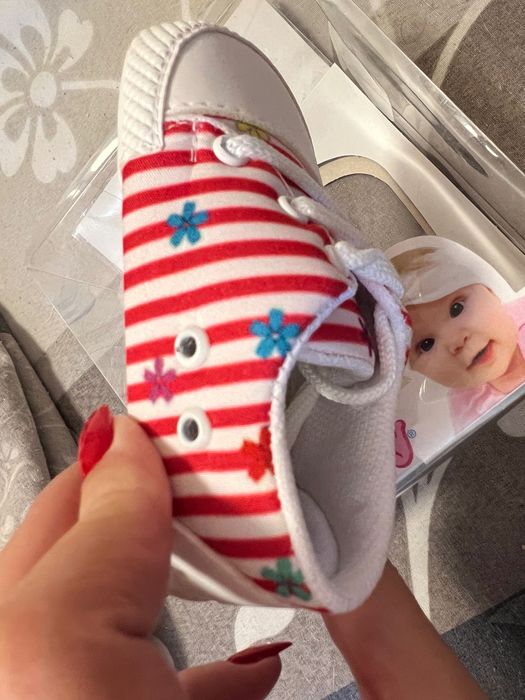 Бебешки буйки нови