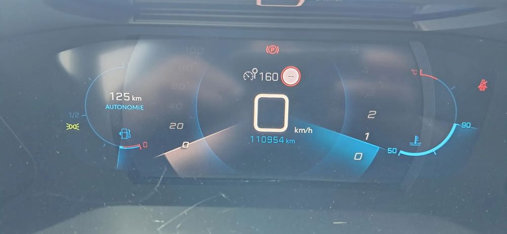 Peugeot 2008 Bord DIGITAL, LED,uri,PIELE, Navi,Camera,KM Reali, Inmatriculata