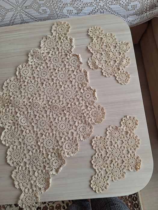 Продавам плетени на една кука тишлайфери