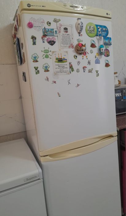 Срочно продам холодильник