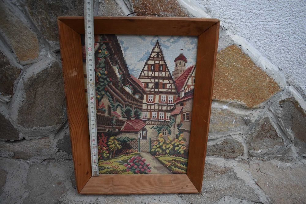 Гоблен рамкиран остъклен. Цена 155лв