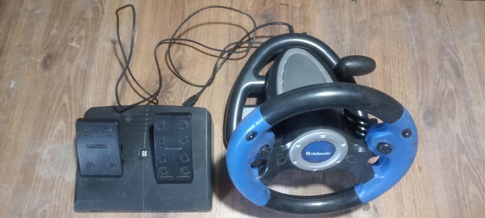 Игровой руль defender.