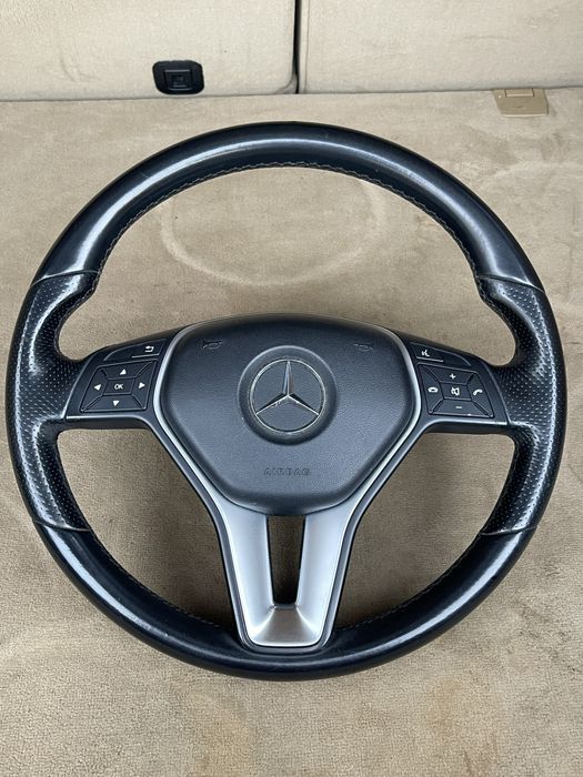Volan Mercedes -Benz E 220 ** 2013
