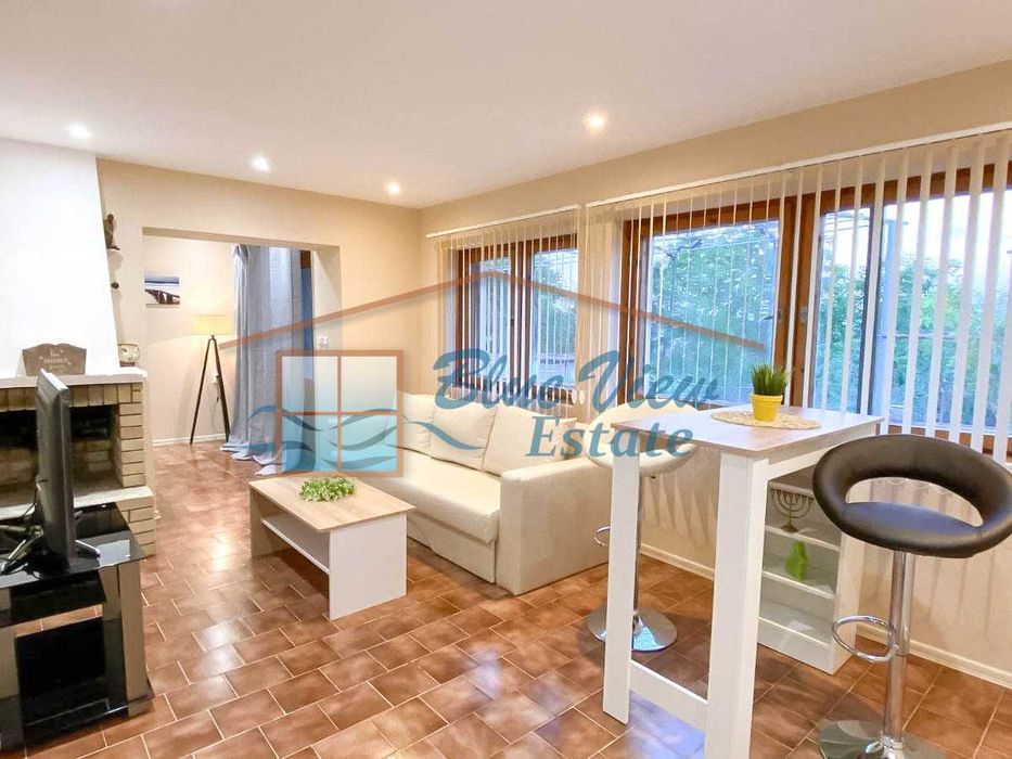 Двуетажна къща в Балчик