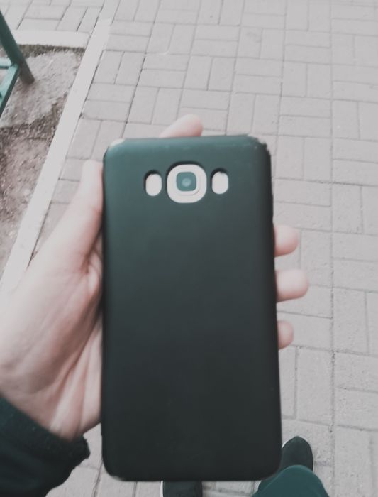 Самсунг J5 старый модели