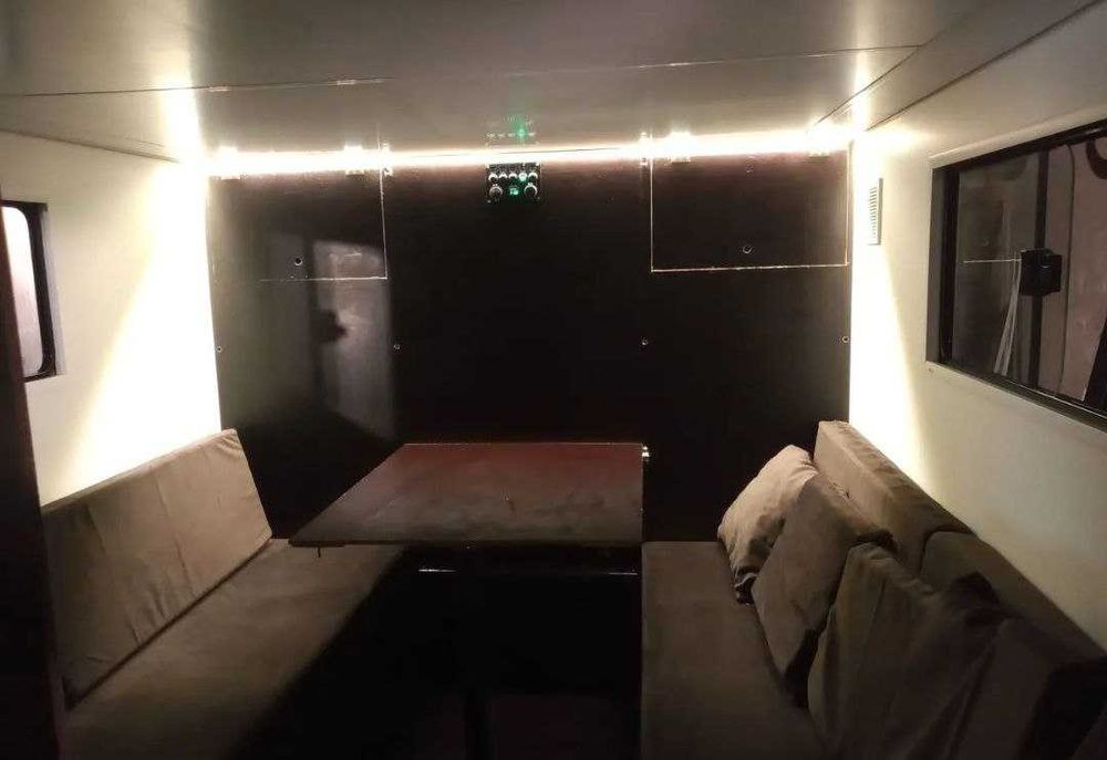 Продам прицеп дома на колесах