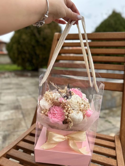 Букет соеви свещи; подарък за Св Валентин, 8ми март