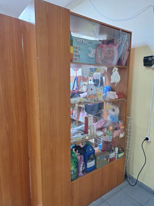 Продам торговую витрину