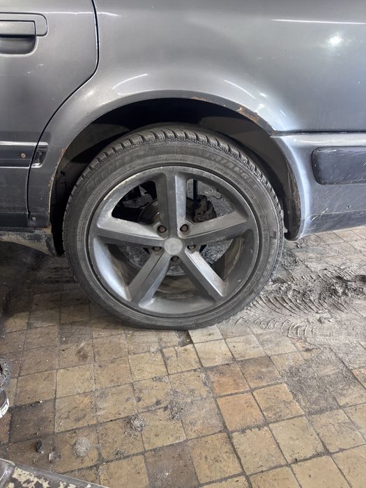 Продам диски с резиной r18