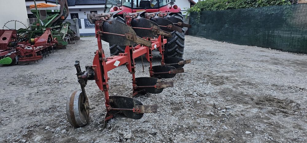 Plug huard 4 brazde model inalt 
Stare buna 
Adus recent din Germania