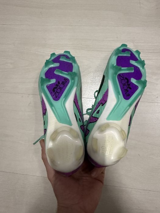 Ghete de fotbal Mercurial ACC