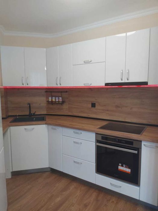 Продава се Двустаен апартамент в Пловдив, Съдийски - 62 кв.м за 905 €/кв.м - Снимка #2