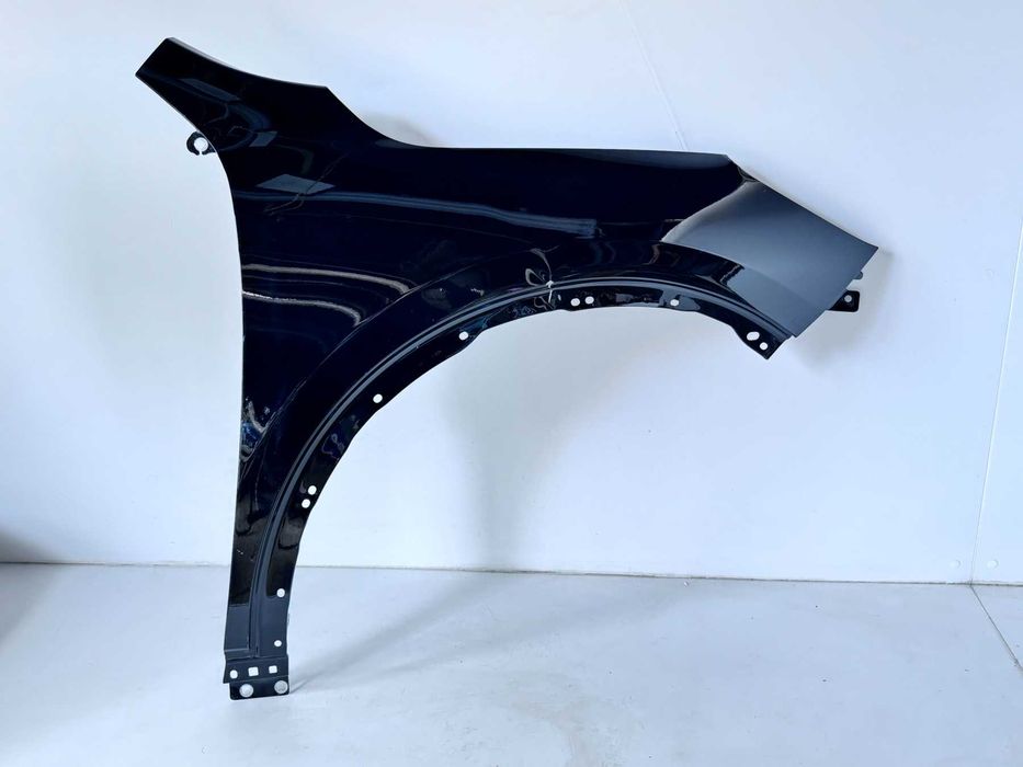 калник десен Ford Kuga 2020-2024 г. #1017V.