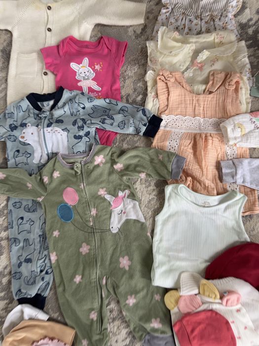 Пакетом одежда для девочки с 3 мес-до года