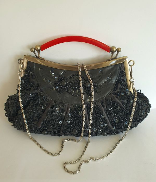 Сумочки вечерние