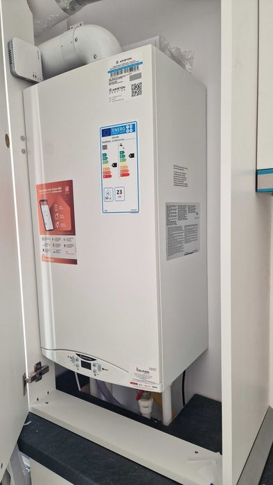 NOU Hils Republica - Inchiriere 2 camere cu parcare inclusa - Metrou Republica - Basarabia - Industriilor - 23 August