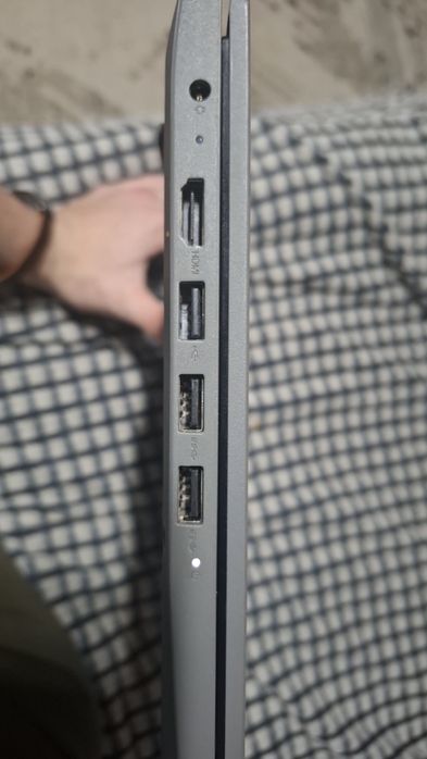 Продам ноутбук LENOVO