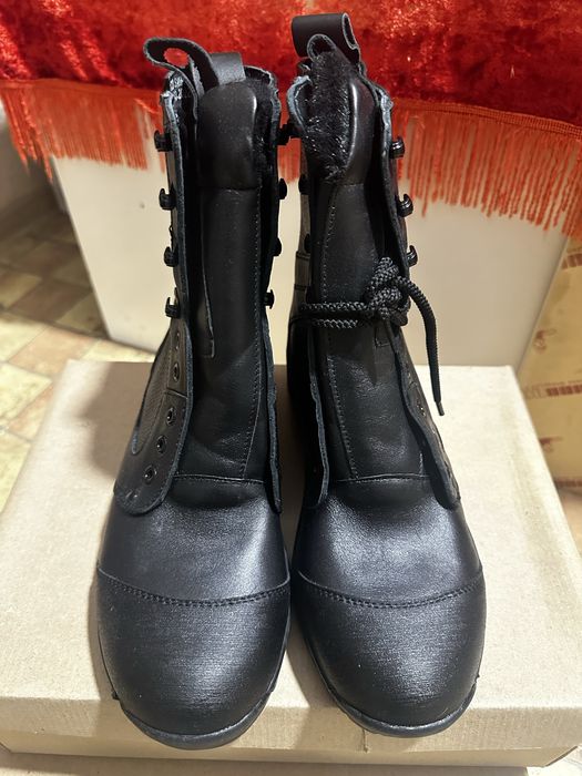 Продам берцы Lux Shoes