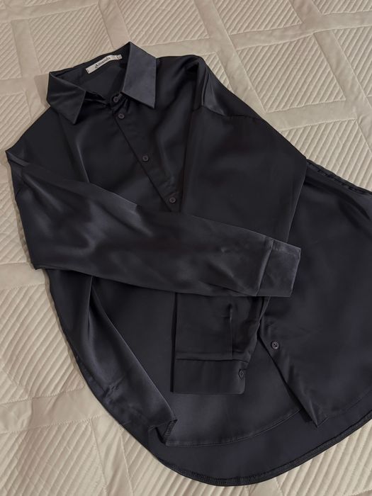 Состояниесы жақсы киімдер сатылады!