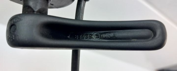 Maner deschidere capota cu cablu 834395 Renault Laguna a 2-a generati