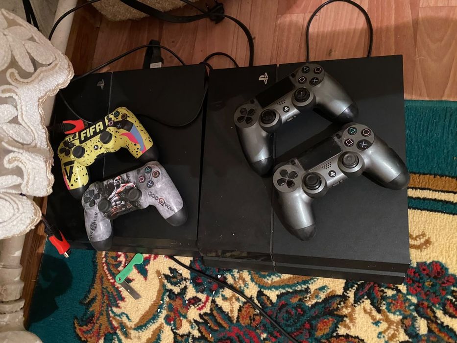 SONY Play Station 4 сатылады