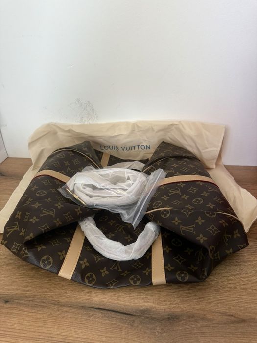 Geanta Louis Vuitton