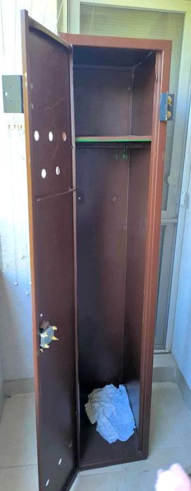 Железна каса, шкаф